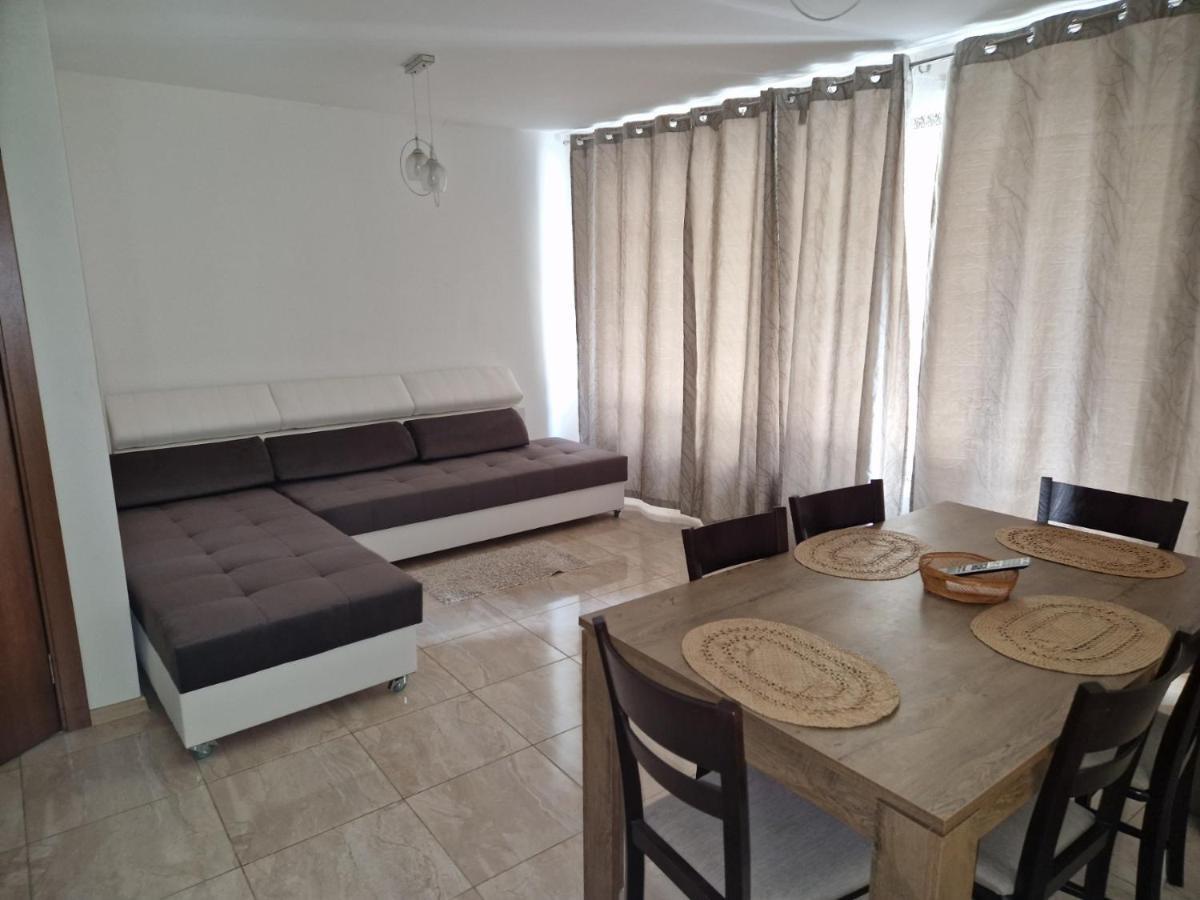 Sea Garden Marina 2 Apartment Varna Exteriör bild